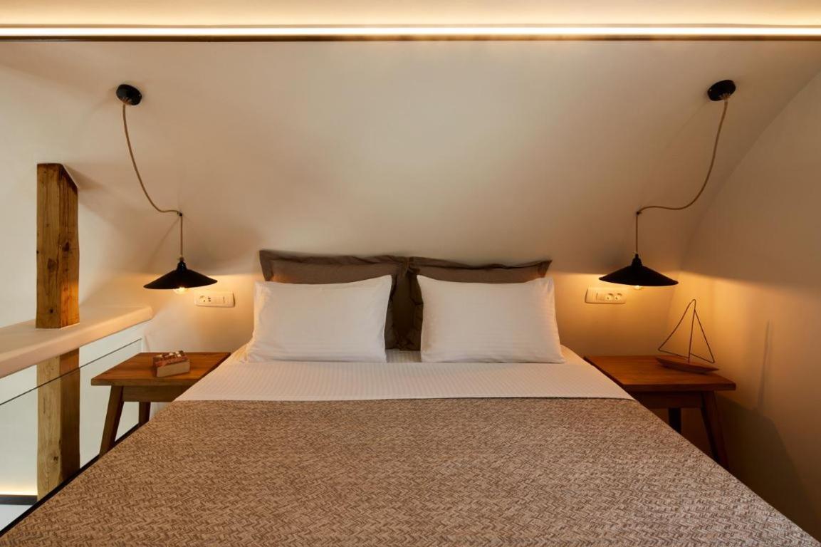 Hermes Hotel Kamári 외부 사진